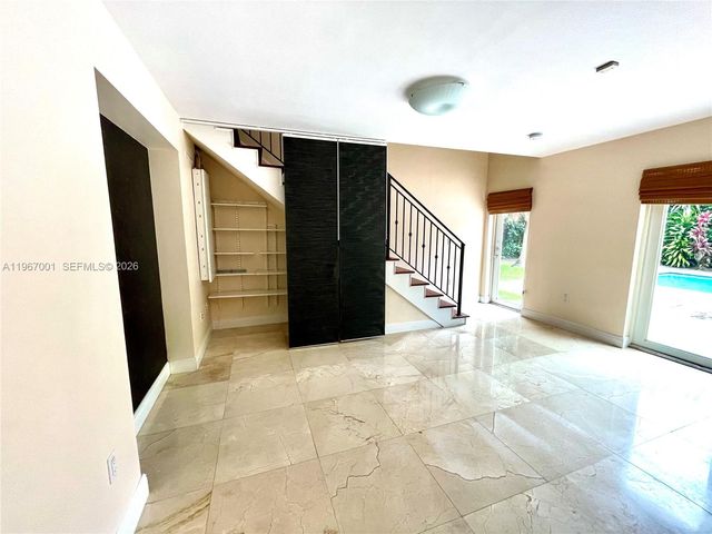 10672 SW 77th Ave 10672, Pinecrest, FL 33156