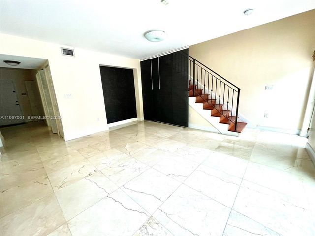 10672 SW 77th Ave 10672, Pinecrest, FL 33156