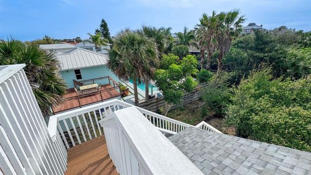 205 OCEAN DRIVE, New Smyrna Beach, FL 32169