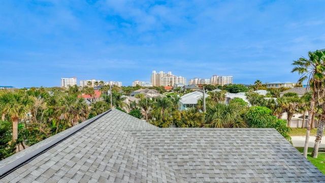 205 OCEAN DRIVE, New Smyrna Beach, FL 32169
