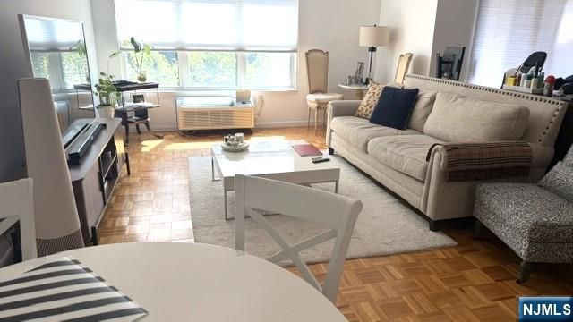 1111 River Road B11, Edgewater, NJ 07020