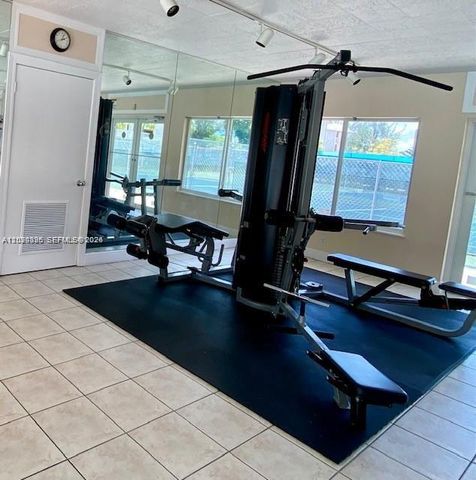 7470 Miami Lakes Dr B208, Miami Lakes, FL 33014
