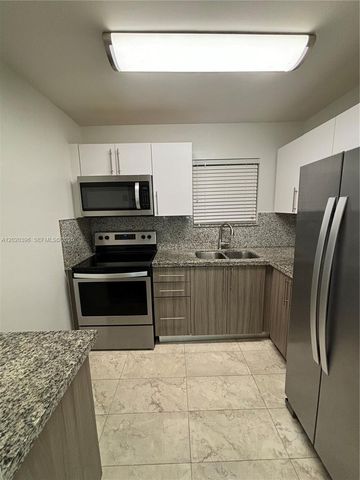 7470 Miami Lakes Dr B208, Miami Lakes, FL 33014