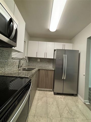 7470 Miami Lakes Dr B208, Miami Lakes, FL 33014