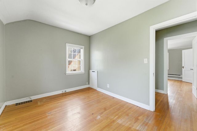 1545 Laurel Avenue, Saint Paul, MN 55104