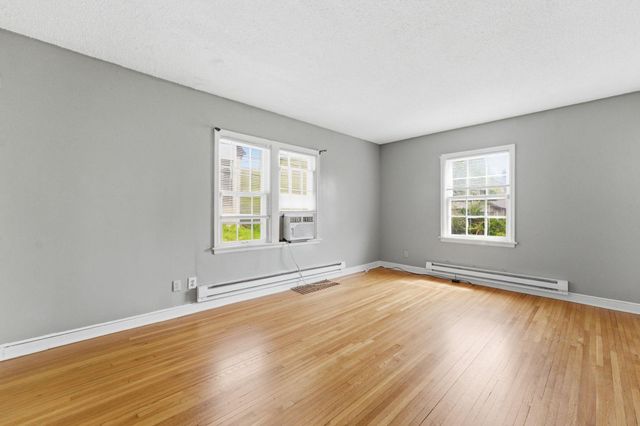 1545 Laurel Avenue, Saint Paul, MN 55104
