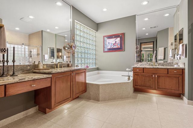 13587 Barcelona Lake Circle, Delray Beach, FL 33446