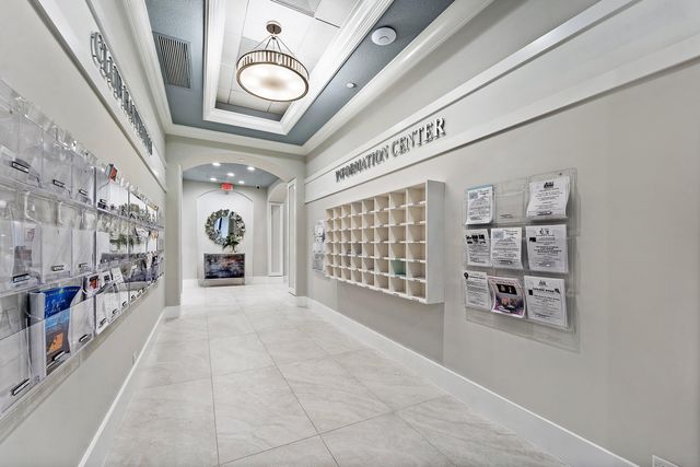 13587 Barcelona Lake Circle, Delray Beach, FL 33446