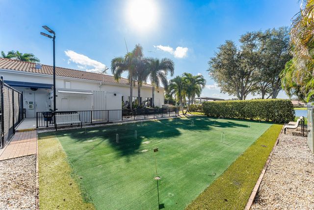 13587 Barcelona Lake Circle, Delray Beach, FL 33446