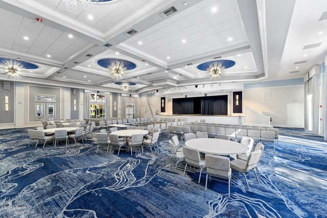 13587 Barcelona Lake Circle, Delray Beach, FL 33446