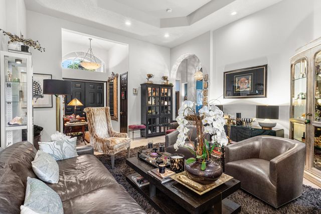 13587 Barcelona Lake Circle, Delray Beach, FL 33446