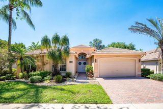 13587 Barcelona Lake Circle, Delray Beach, FL 33446