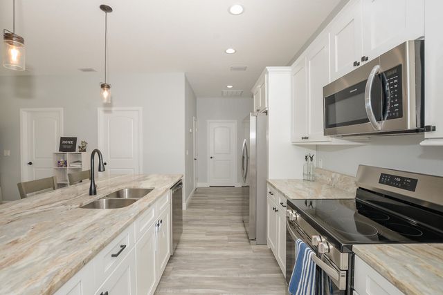 3121 Vistabrook Drive, Sebring, FL 33875