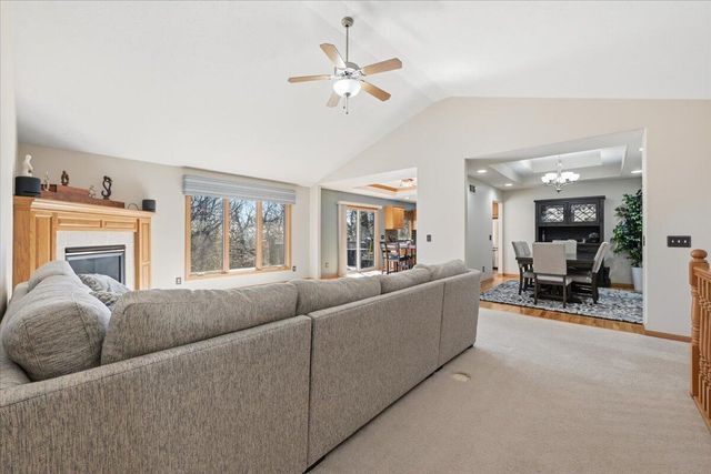 1704 OAK PARK Road, Council Bluffs, IA 51503