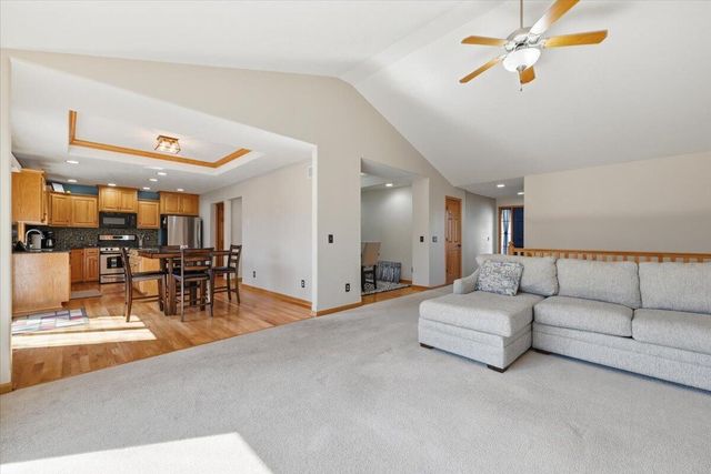 1704 OAK PARK Road, Council Bluffs, IA 51503