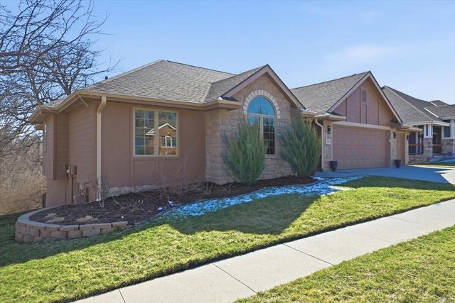 1704 OAK PARK Road, Council Bluffs, IA 51503