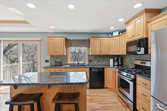 1704 OAK PARK Road, Council Bluffs, IA 51503