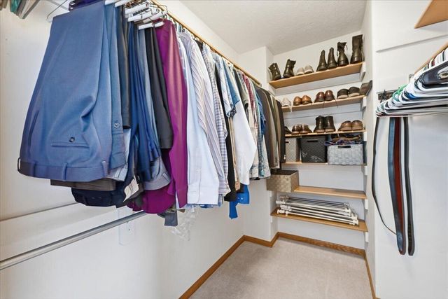 1704 OAK PARK Road, Council Bluffs, IA 51503