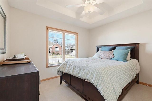 1704 OAK PARK Road, Council Bluffs, IA 51503