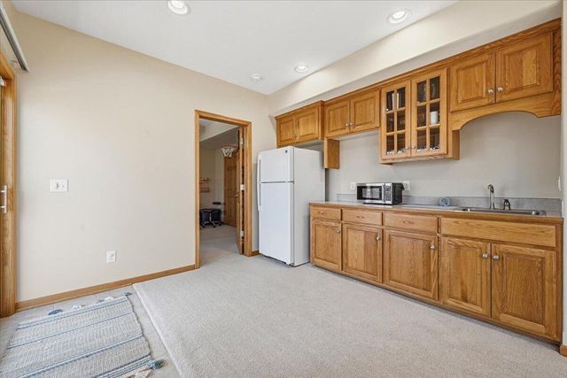 1704 OAK PARK Road, Council Bluffs, IA 51503