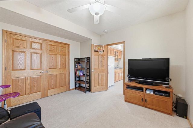 1704 OAK PARK Road, Council Bluffs, IA 51503