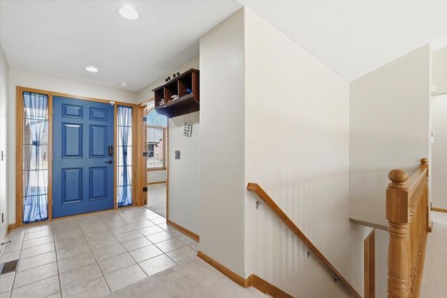 1704 OAK PARK Road, Council Bluffs, IA 51503