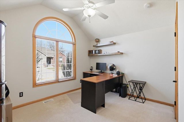 1704 OAK PARK Road, Council Bluffs, IA 51503