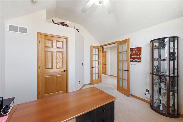 1704 OAK PARK Road, Council Bluffs, IA 51503