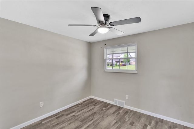 709 Providence Dr, Plum Boro, PA 15239