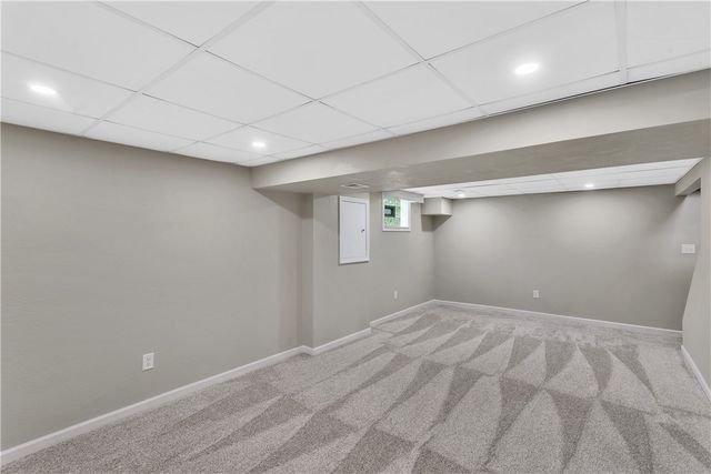 709 Providence Dr, Plum Boro, PA 15239