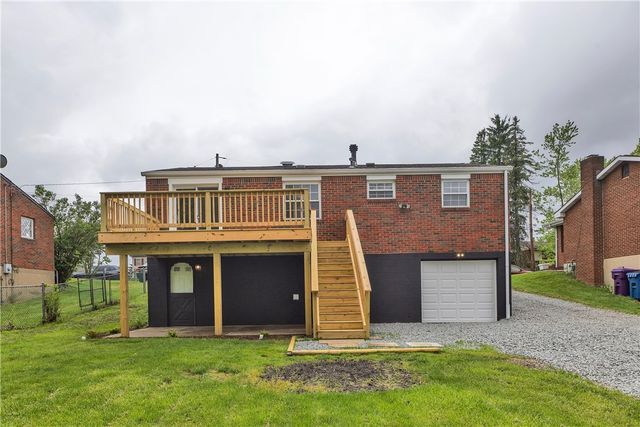 709 Providence Dr, Plum Boro, PA 15239