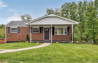 709 Providence Dr, Plum Boro, PA 15239