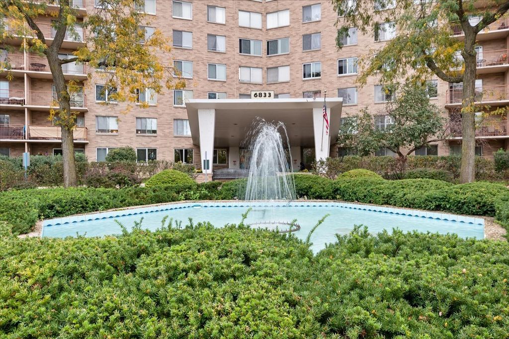 6833 N Kedzie Avenue 809, Chicago, IL 60645 — exterior