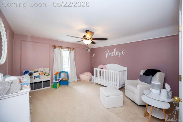 826 Larchlea Drive, Birmingham, MI 48009