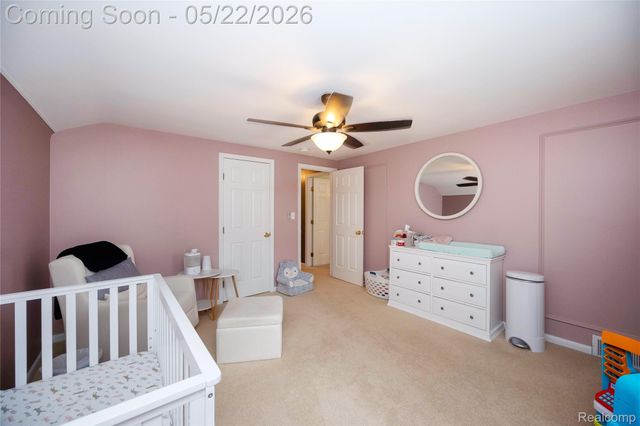 826 Larchlea Drive, Birmingham, MI 48009