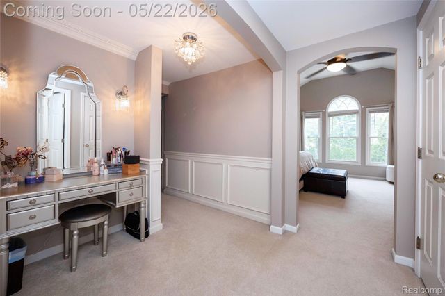 826 Larchlea Drive, Birmingham, MI 48009