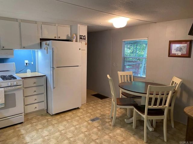 69 Circle T Road, Mount Ida, AR 71957