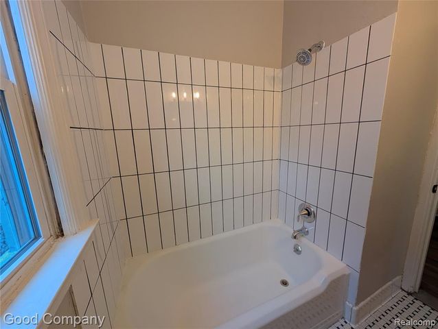 11523 Fleming Street, Hamtramck, MI 48212