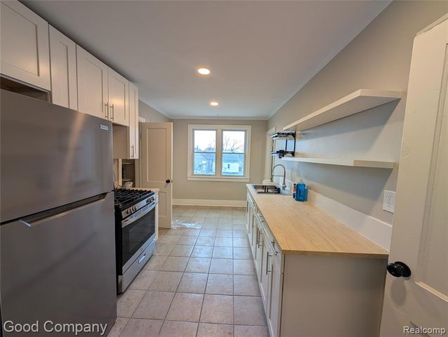 11523 Fleming Street, Hamtramck, MI 48212