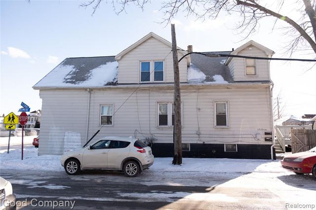 11523 Fleming Street, Hamtramck, MI 48212