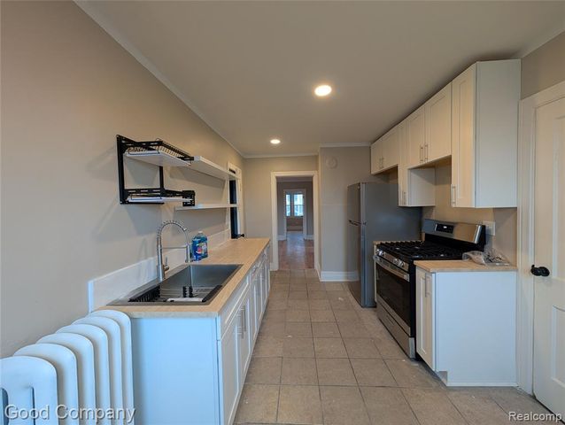 11523 Fleming Street, Hamtramck, MI 48212