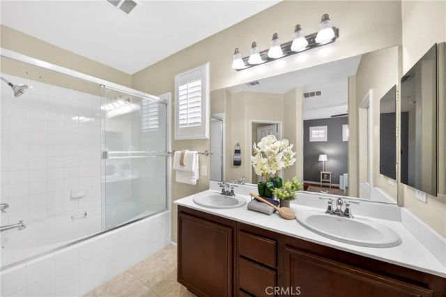 10983 Cedarhurst, Riverside, CA 92503