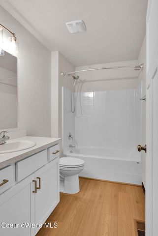 6208 W Bowmore LN, Rathdrum, ID 83858