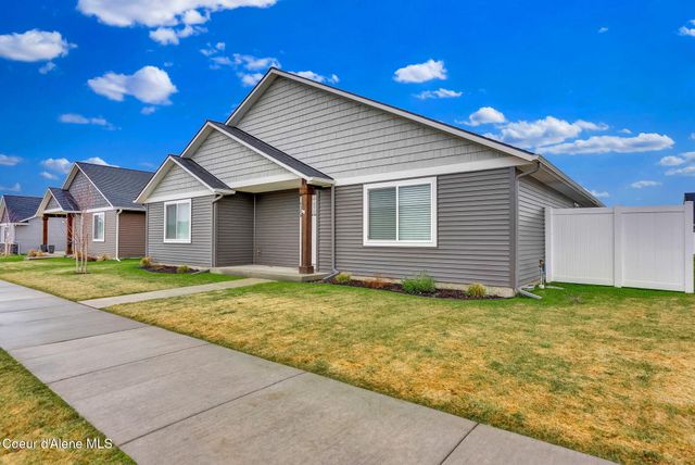 6208 W Bowmore LN, Rathdrum, ID 83858