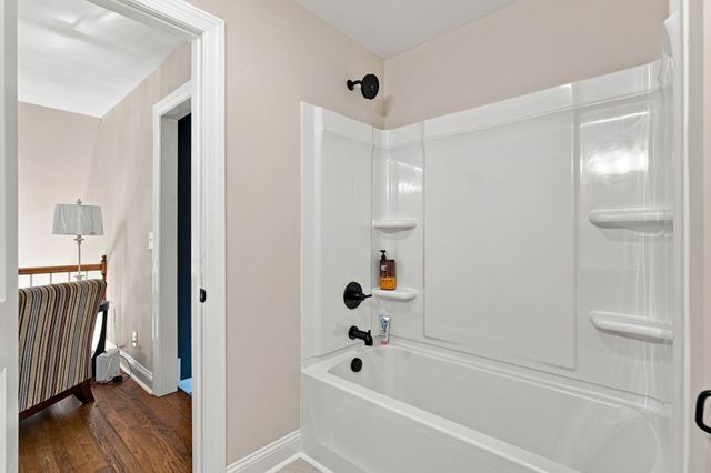 2053 Hickory Dr, Springfield, TN 37172