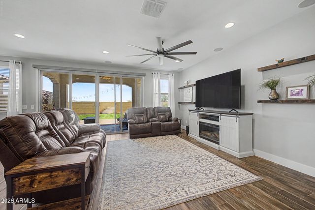 19616 W VALLE VISTA Way, Litchfield Park, AZ 85340