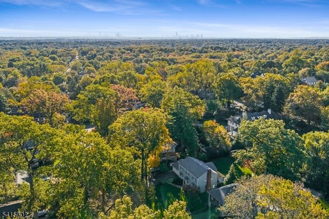 8 Macopin Ave, Montclair Twp., NJ 07043