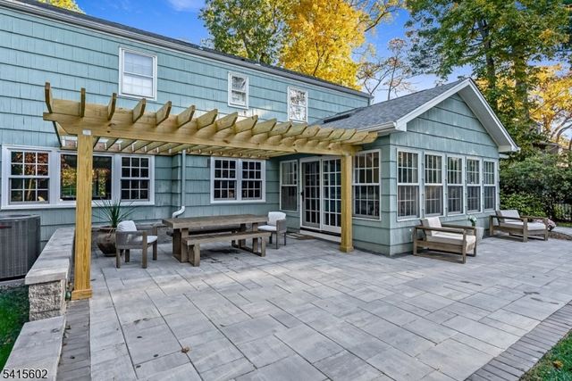 8 Macopin Ave, Montclair Twp., NJ 07043