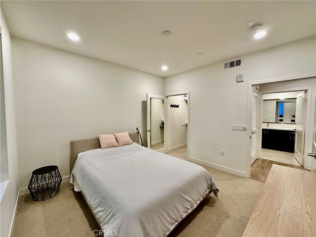 2240 Nolita, Irvine, CA 92612