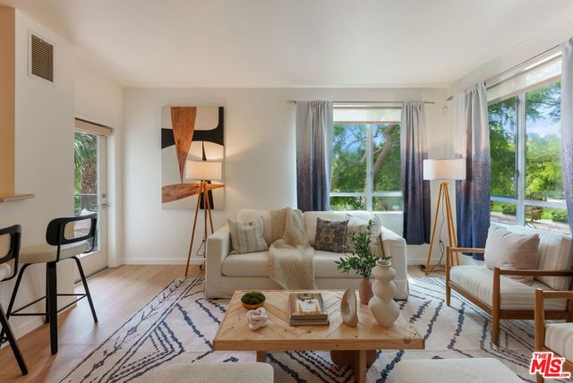 6400 Crescent Parkway 202, Playa Vista, CA 90094